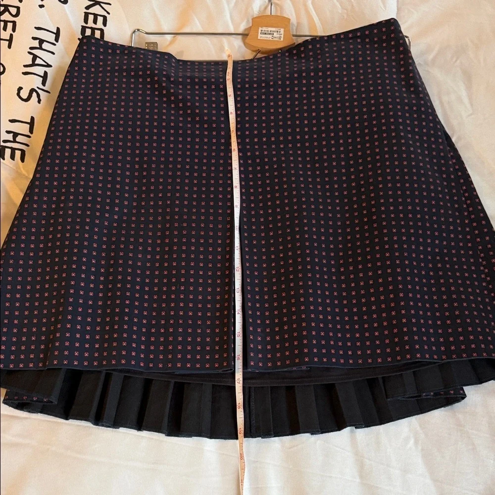 Tory Burch Navy and Maroon A-Line Pleated Skirt